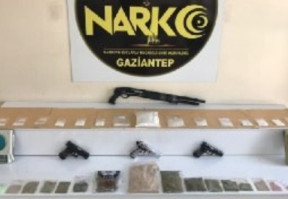 Çok miktarda uyuşturucu madde ele geçirildi