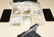 Çok miktarda uyuşturucu madde ele geçirildi