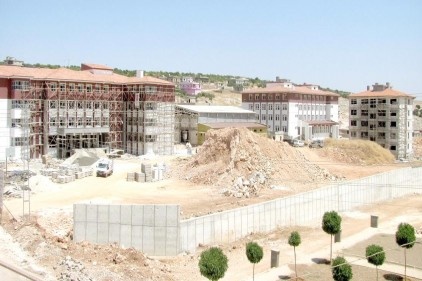 Çok Programlı Lisesi&#8217;nin inşaatı devam ediyor