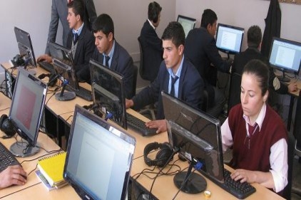 Çok Programlı liseye bilgisayar laboratuarı kuruldu