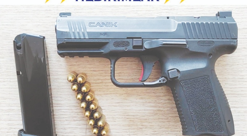 Çok sayıda uyuşturucu madde silah, çalıntı malzeme ele geçirildi