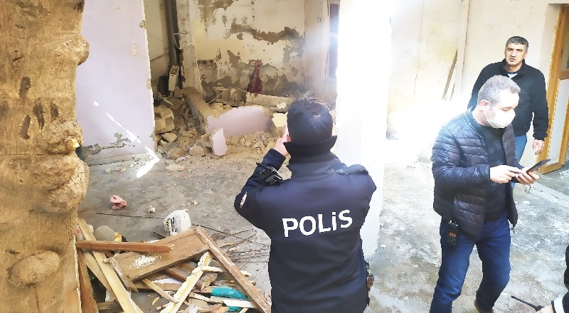 Çöken duvarın altında kalan işçi hayatını kaybetti