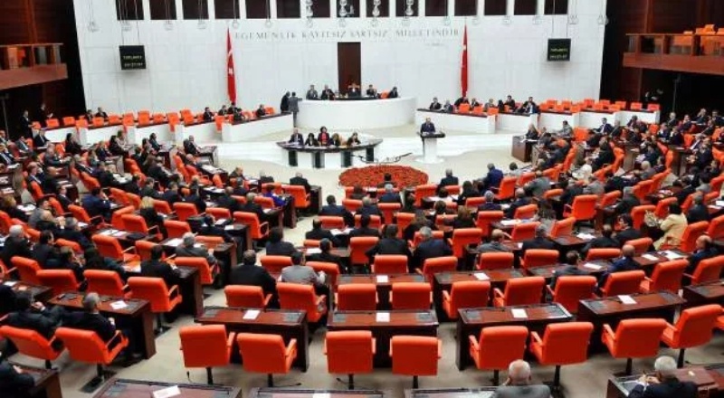 Çoklu Baro’ya izin veren teklif, Adalet Komisyonu’nda kabul edildi