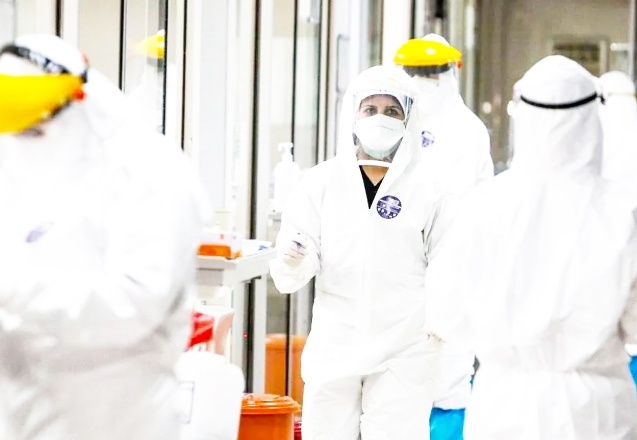 Covid-19 nedeniyle yaşamını yitiren sağlıkçılar şehit sayılsın