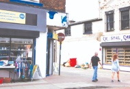 Covid-19 pandemisi, İngiltere'de sosyal eşitsizliği artırıyor