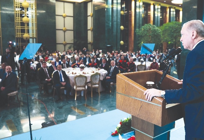 Cumhurbaşkanı Erdoğan: “Bayramda Nurdağı ve Türkoğlu'nda ilk köy evlerinin teslimatını yapacağız"
