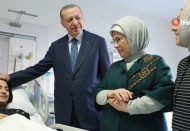 Cumhurbaşkanı Erdoğan, İslahiye ve Nurdağı’nda depremzedeleri ziyaret etti