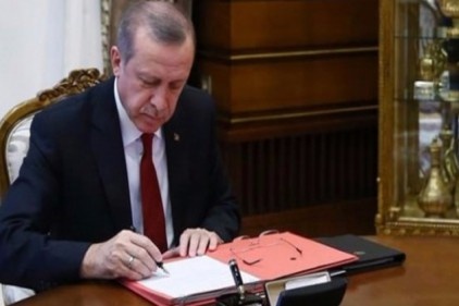 Cumhurbaşkanı Erdoğan, müftülere nikah kıyma yetkisi veren kanunu onayladı
