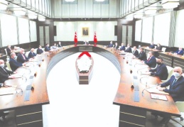 Cumhurbaşkanlığı kabinesi bugün toplanıyor, aşı programı ve bayram tatili ele alınacak