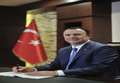 Cumhuriyetimiz ve demokrasi için kenetlenmek zorundayız