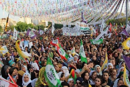 Dağlarda kurşun sesi değil kuş sesi duymak istiyoruz