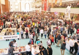 Daha çok kitap okuyup kitabı sevdirmeyi hedefliyoruz