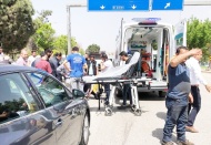 Dakikalarca yerde kaldı