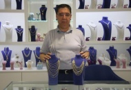 Dalgalanmalardan dolayı vatandaş altından uzaklaştı