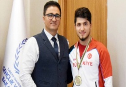Dalkıran, uzun atlamada Türkiye rekoru kırdı