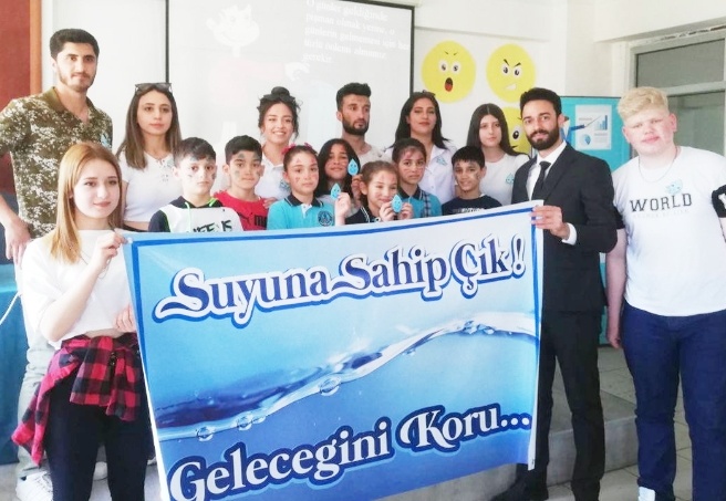 “Damlaya Damlaya Göl Olur, Boşa Damlarsa Çöl Olur”