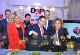 DAP Yapı, Alışveriş Şenliği’nde Gaziantepliler ile bir araya geldi 