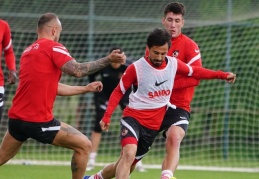 Dar alanda çift kale maç