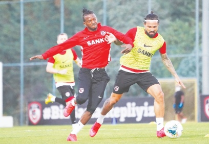 Dar alanda çift kale maç yapıldı