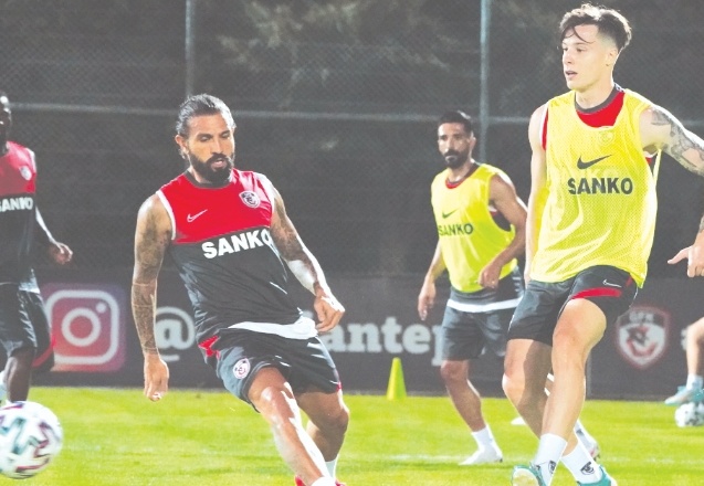 Dar alanda çift kale maç yapıldı