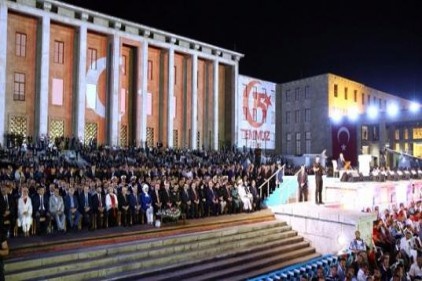 Darbeciler için idam cezasına destek verdi