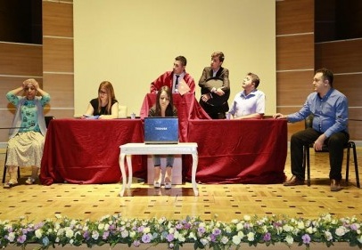 Dava Böög” komedi oyununu ücretsiz izleyici ile buluştu