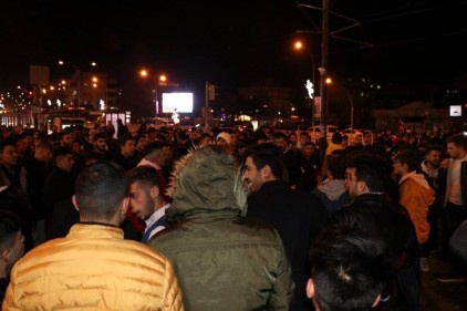 Davullu zurnalı yeni yıl kutlaması