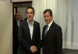 Davutoğlu Çipras’la görüştü