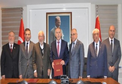 Dayı-yeğen okul yaptıracak