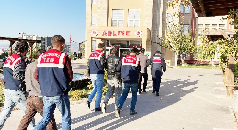 DEAŞ operasyonuna 3 tutuklama