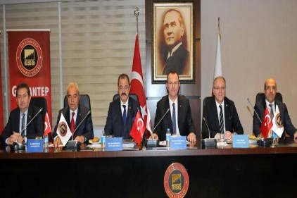 DEAŞ&#8217;la mücadele ve Fırat Kalkanı Operasyonu ile önemli işlere imza atıldı