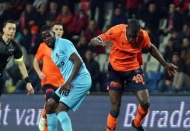 Demba Ba sonradan girdi, maçın yıldızı oldu