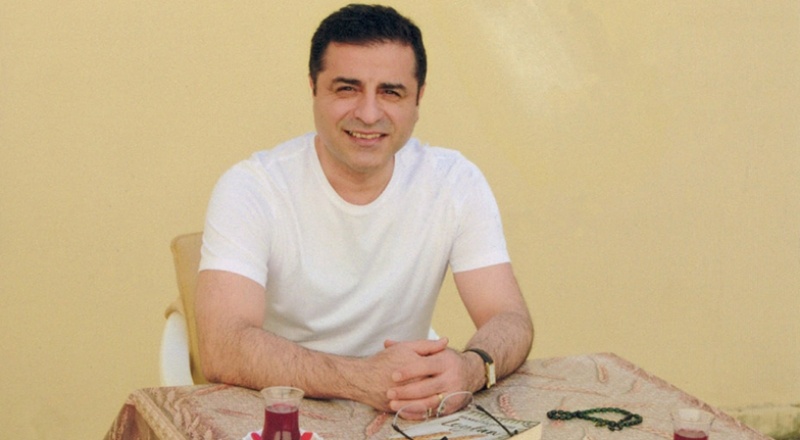 Demirtaş, Türkiyeli solculara sorular sordu