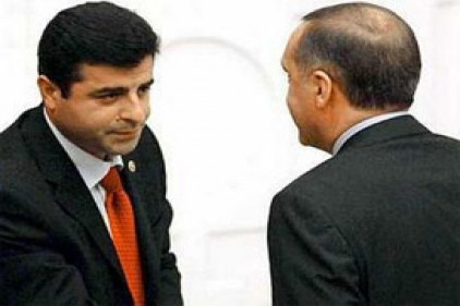 Demirtaş'ın Erdoğan'a gönderdiği kitap