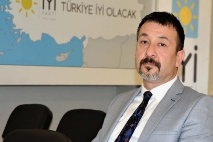 Demokrasi kazandı