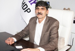 Demokrasi ve ekonomik sorunların çözüme kavuşturulması lazım