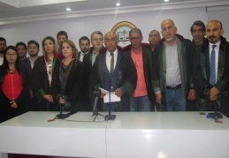“Demokrasi ve hukuk tarihimizde maalesef kara bir leke olacak”