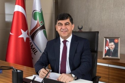 Demokrasiye kast edenler milletin iradesini yenemedi