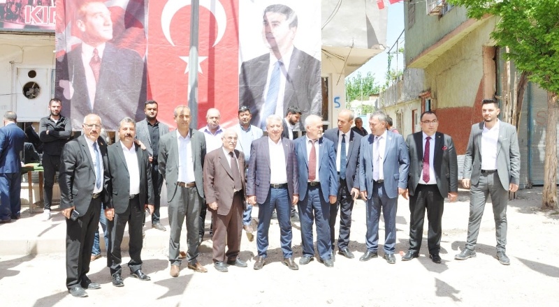 Demokrat Parti Araban İlçe Başkanı Hacı Kahraman oldu