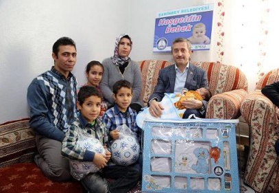2011’den beri 61 binden fazla bebeğin annesi eğitildi