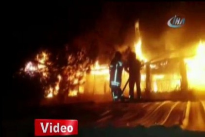 Denizli&#039;de otel yangını