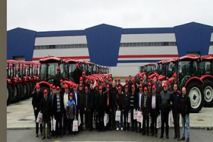 Denizli&#8217;den gelen çiftçiler ağırlandı