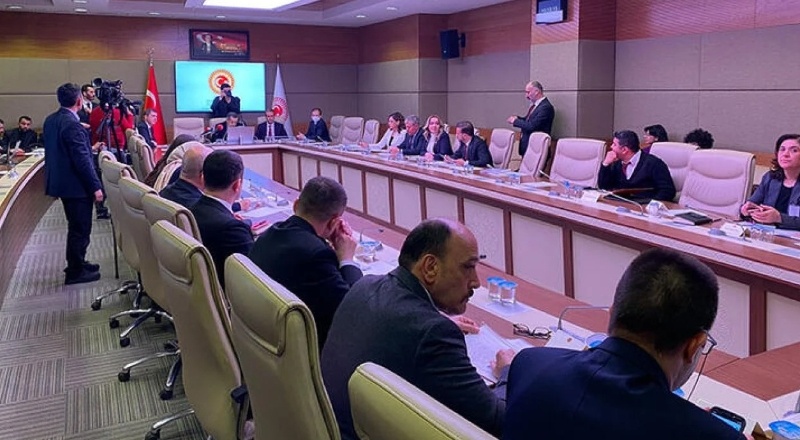 Deprem bölgesinde 140 yetişkin, 55 çocuk kayıp