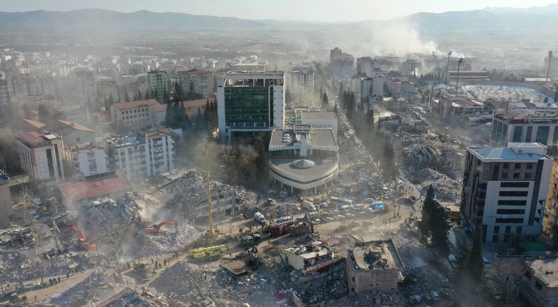 Deprem bölgesinde 173 bin bina yıkık ya da ağır hasarlı