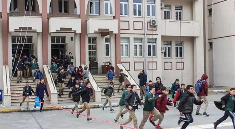 Deprem bölgesindeki iki ilde de okullar açılıyor!