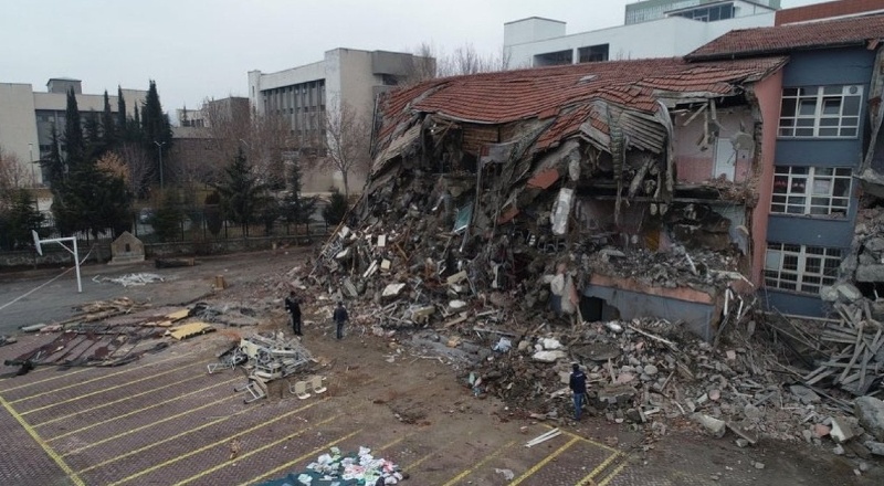 Deprem bölgesinden 166 bin 238 öğrenci nakil oldu