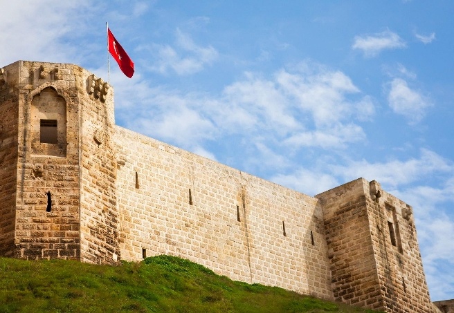 Deprem değerli turizm varlıklarına da hasar verdi