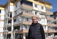 Depremde öleceğini düşünürken bebeği oldu