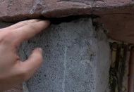 Depremi Gaziantep'te yaşadı, İstanbul'da kolonları çatlamış evine sığındı