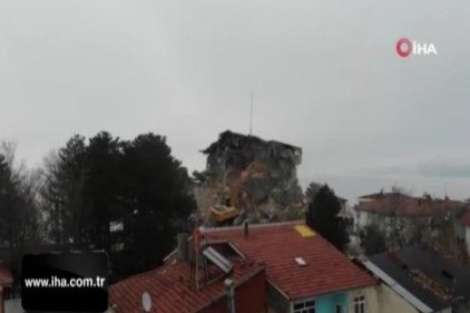 Depremin merkez üssü Sivrice&#039;de son durum